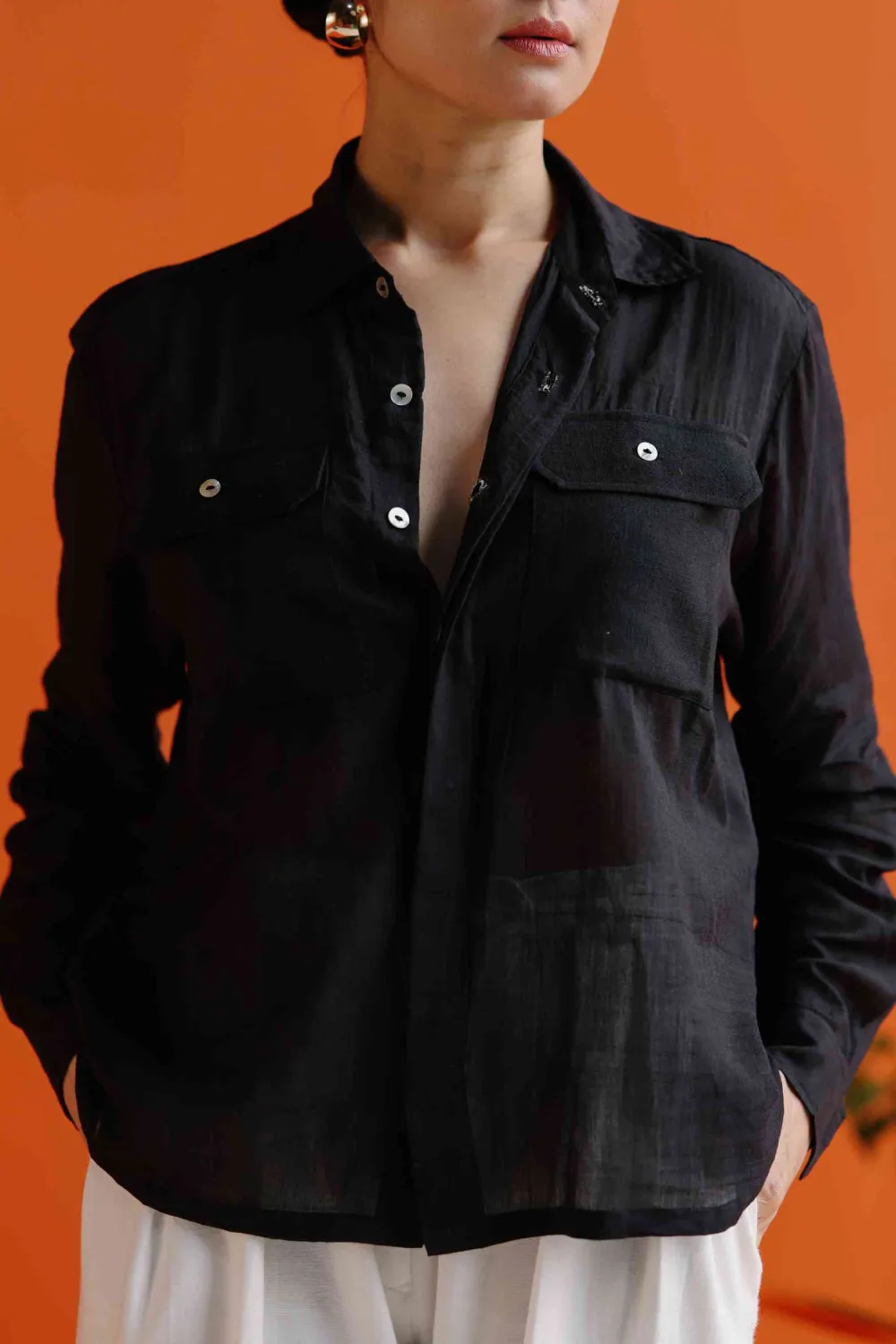 Iris - black boxy fit shirt