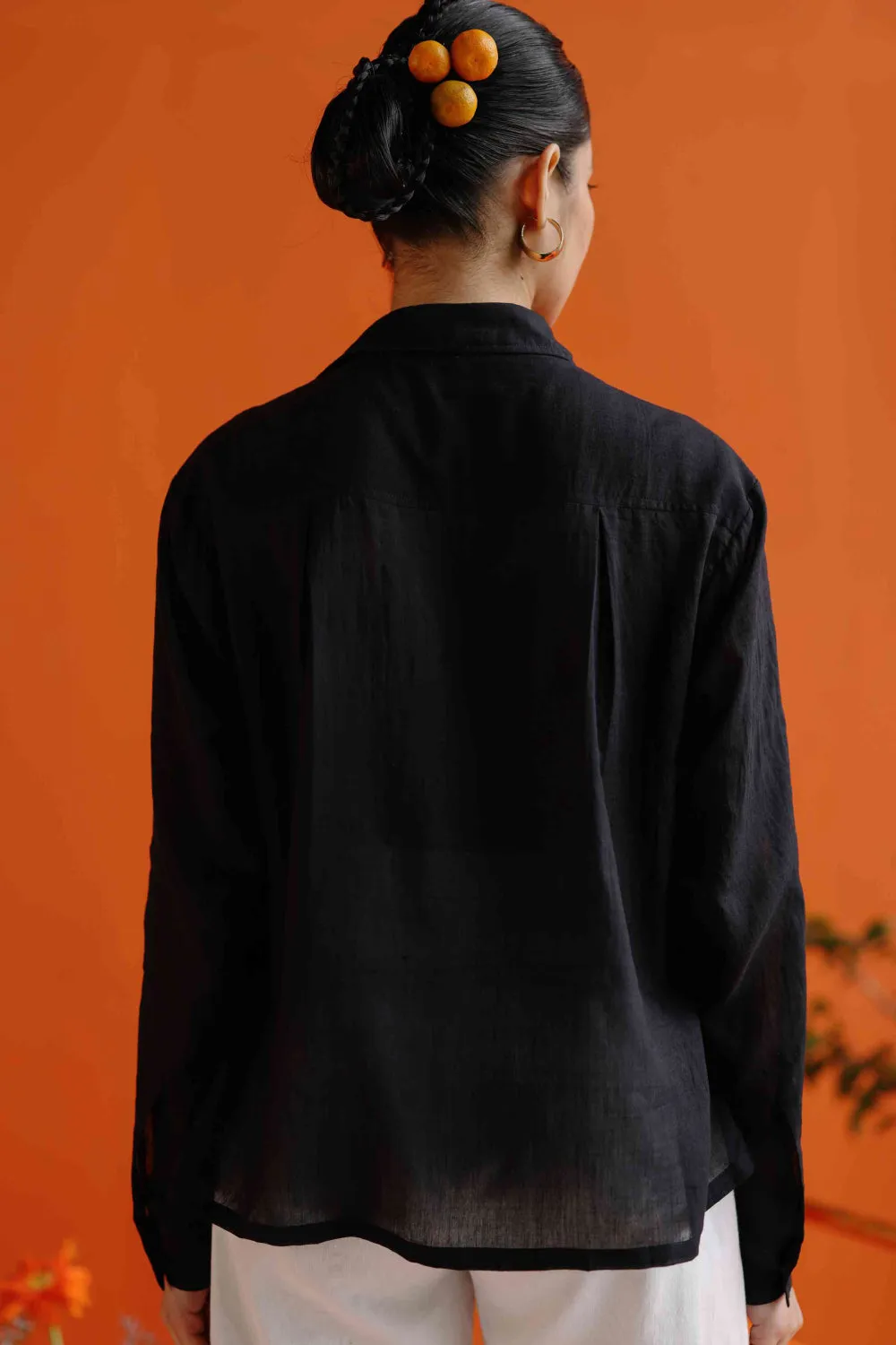 Iris - black boxy fit shirt
