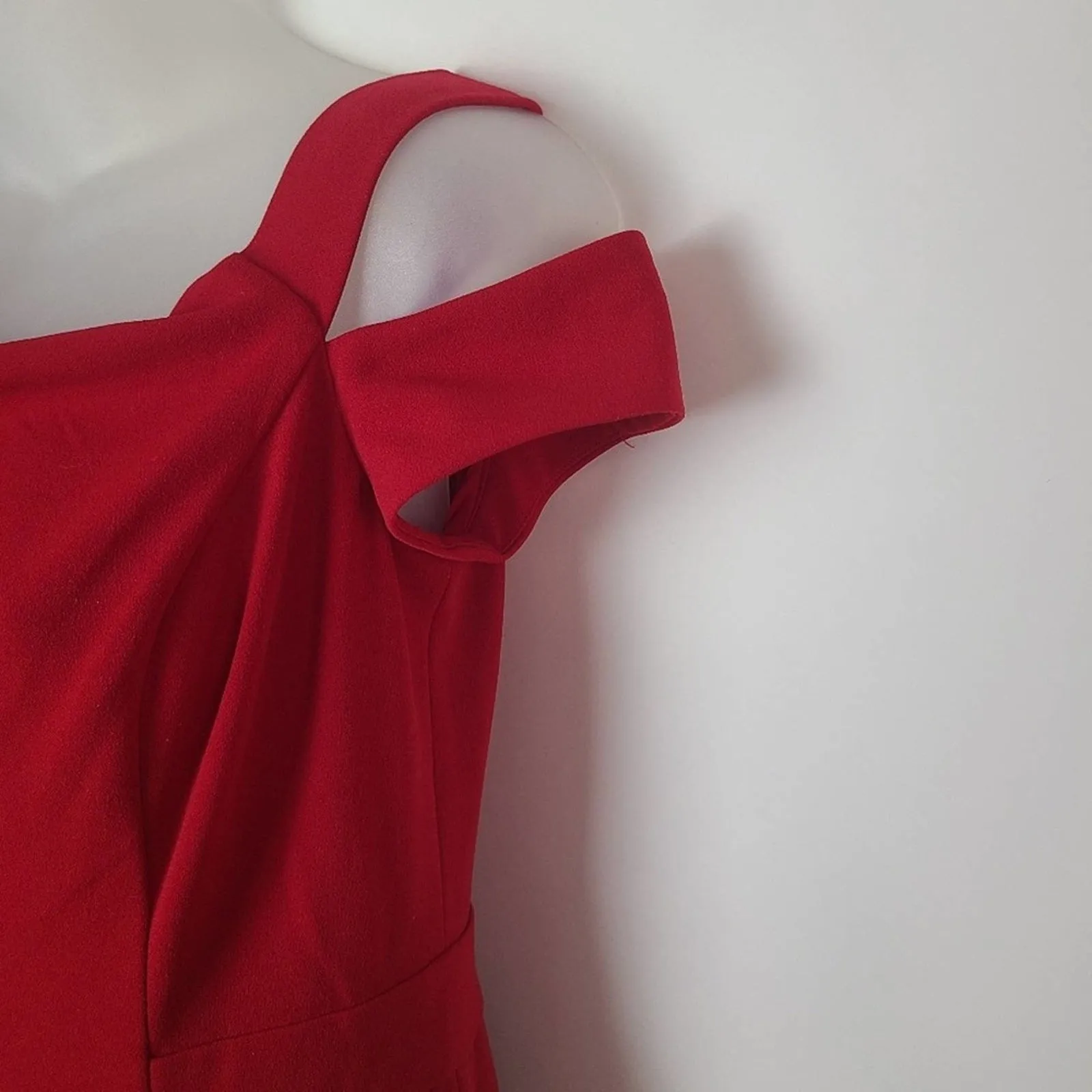 Lauren Ralph Lauren Red Crepe Long Dress - 10
