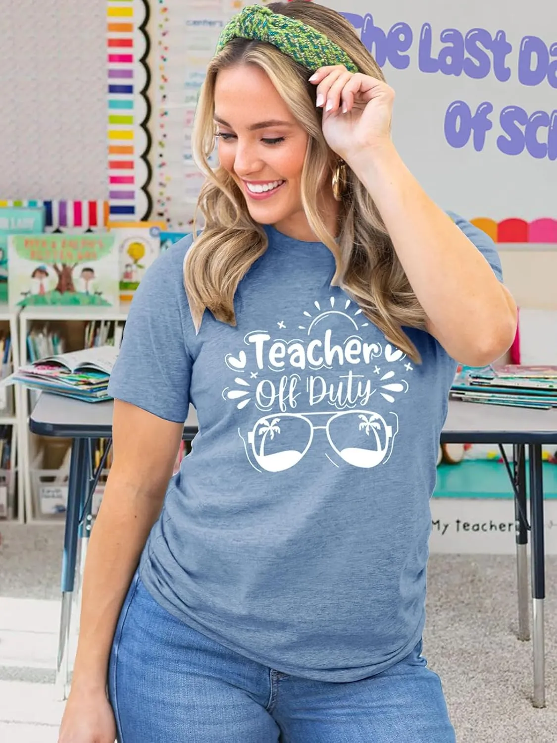 Womens Last Day of School Teacher Shirt School Day Gifts Funny Teacher Summer Break Graphic T-Shirts